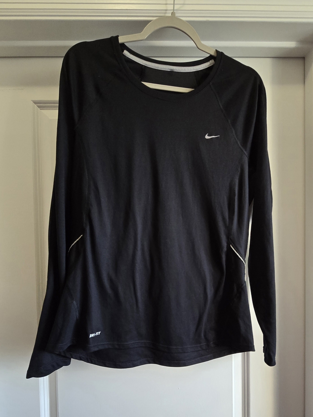 Nike Dri Fit Crewneck Black Long Sleeve Activewear Tee Large